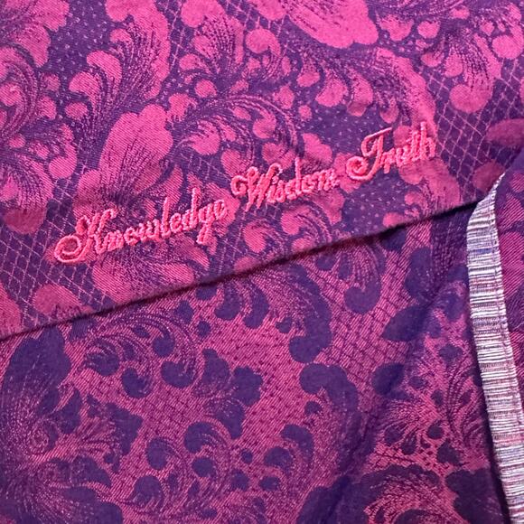 Robert Graham Long Sleeve Pink & Purple Print Button-Up Shirt size XL - Picture 4 of 10